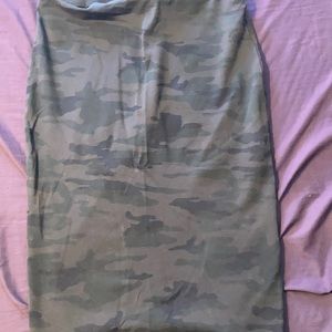 Camouflage midi skirt XL